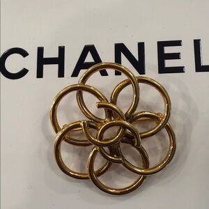 Vintage Chanel 1996P Interlocking Ring Brooch Gold Tone Pin Karl Lagerfeld Era
